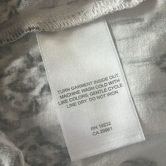 Alfred Dunner Missy Classics Ikat Zig Zag Print Top! - Picture 10 of 13